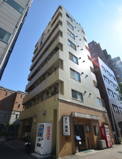 TOHTO Monthly 西新宿【新宿駅1.8ＫＭ‼】新宿まで徒歩圏内。 コンビニ、ドラッグストアが至近、松屋が目の前なので、生活の利便性も抜群です♪