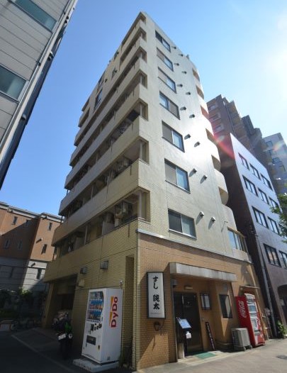 ★TOHTO Monthly 西新宿【新宿駅1.8ＫＭ‼】新宿まで徒歩圏内。 コンビニ、ドラッグストアが至近、松屋が目の前なので、生活の利便性も抜群です♪