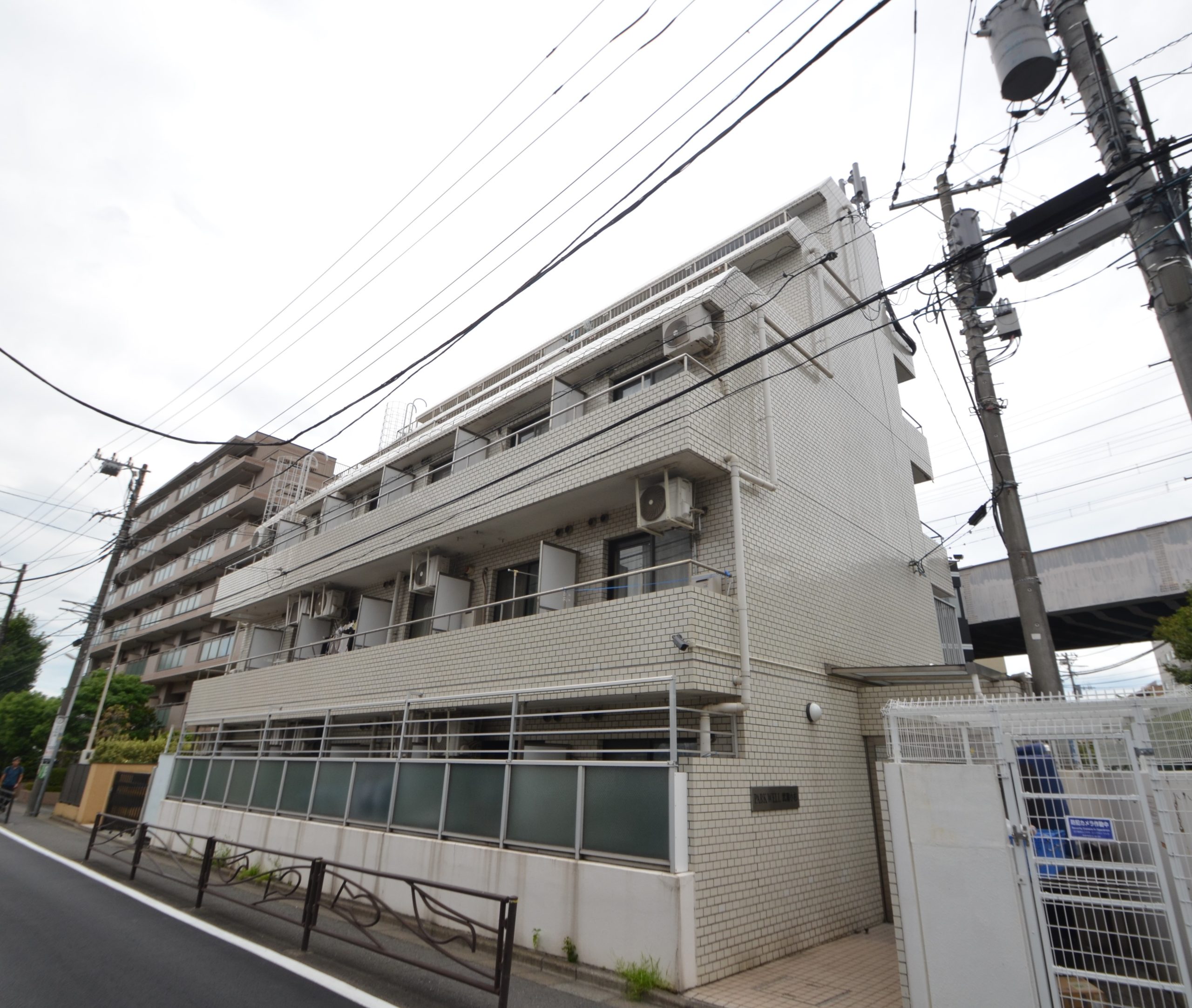 東都マンスリー　パークウェル武蔵小杉<br>東急東横線　武蔵小杉駅　徒歩６分！<br>東京・品川、川崎・横浜方面へアクセス良好！<br>