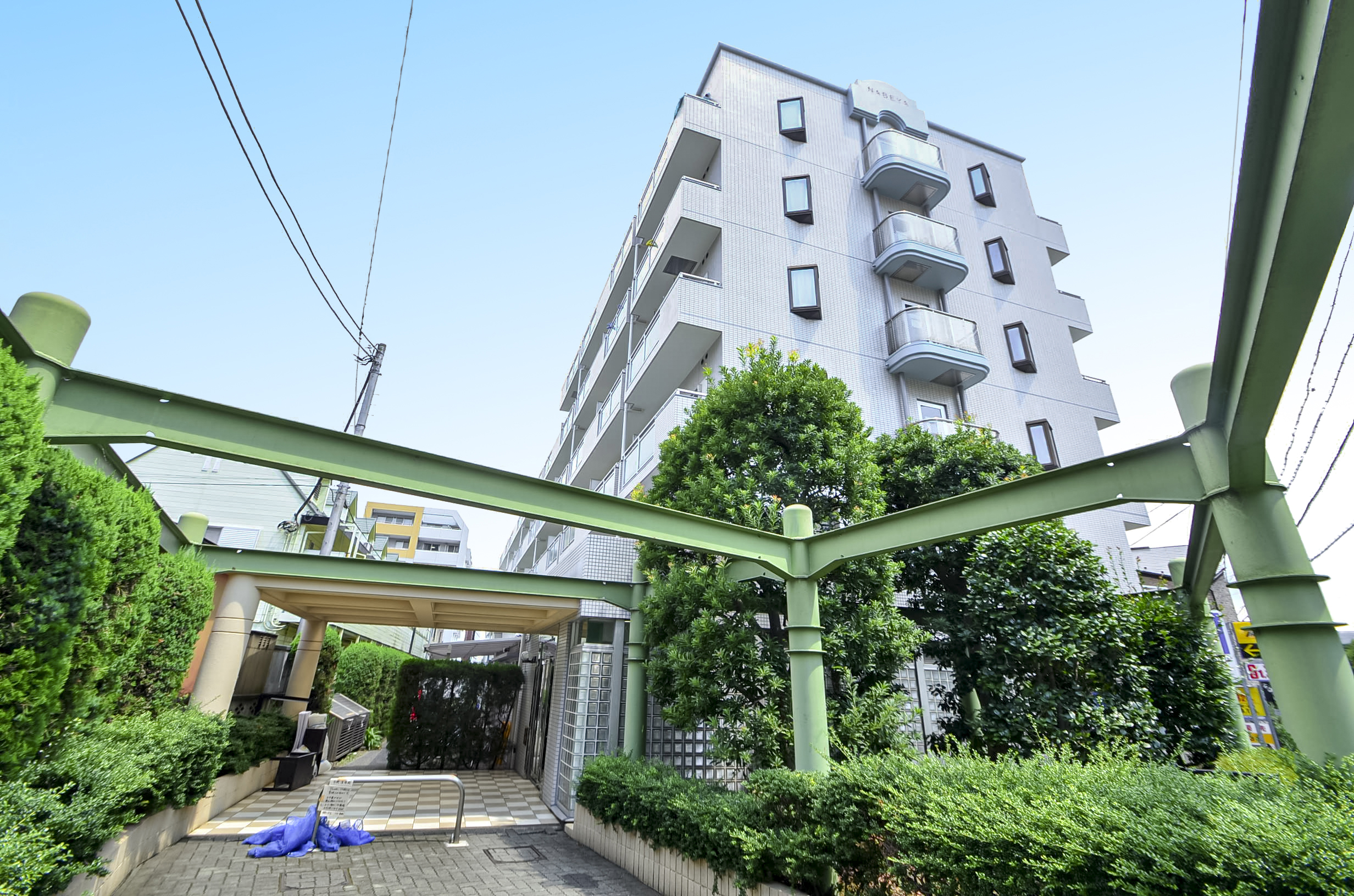 東都マンスリー調布<br>『京王線国領駅徒歩１分♪ＷｉＦｉ利用料無料』<br>オートロック・エレベーター付き<br>