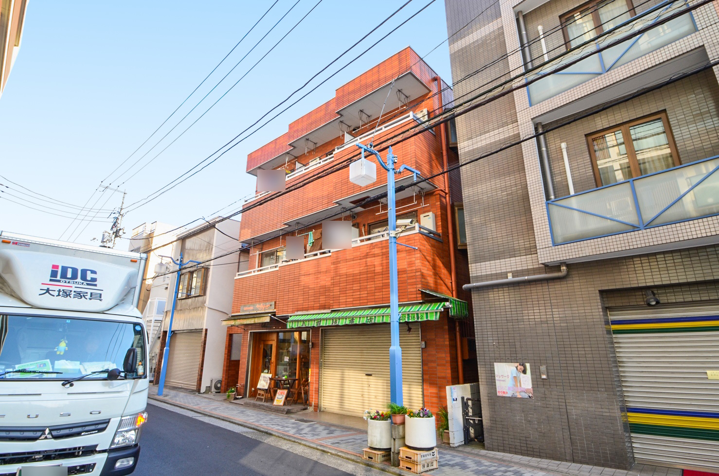 東急東横線　武蔵小杉駅　徒歩８分！　<br>JR　武蔵小杉駅　徒歩１１分　<br>東京・品川、川崎・横浜方面へアクセス良好！　<br>東都マンスリー　パレス・イトウ